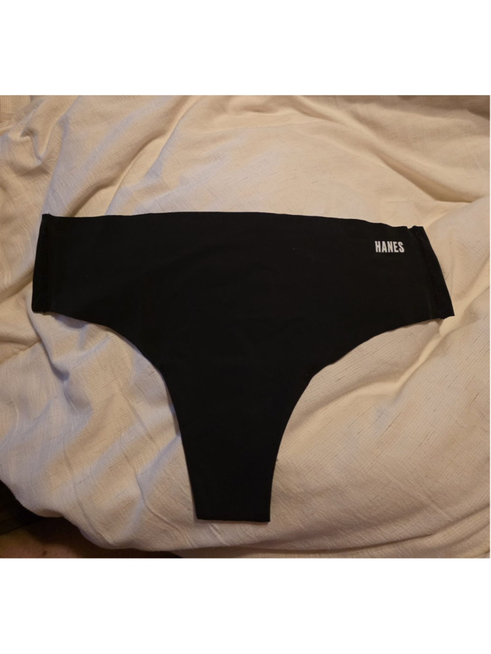 HANES Moves Seamless THONG PANTIES Size Small NWOT